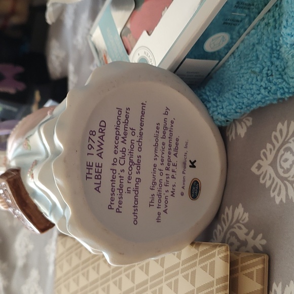 1978 Albee Award Figurine - Picture 3 of 4